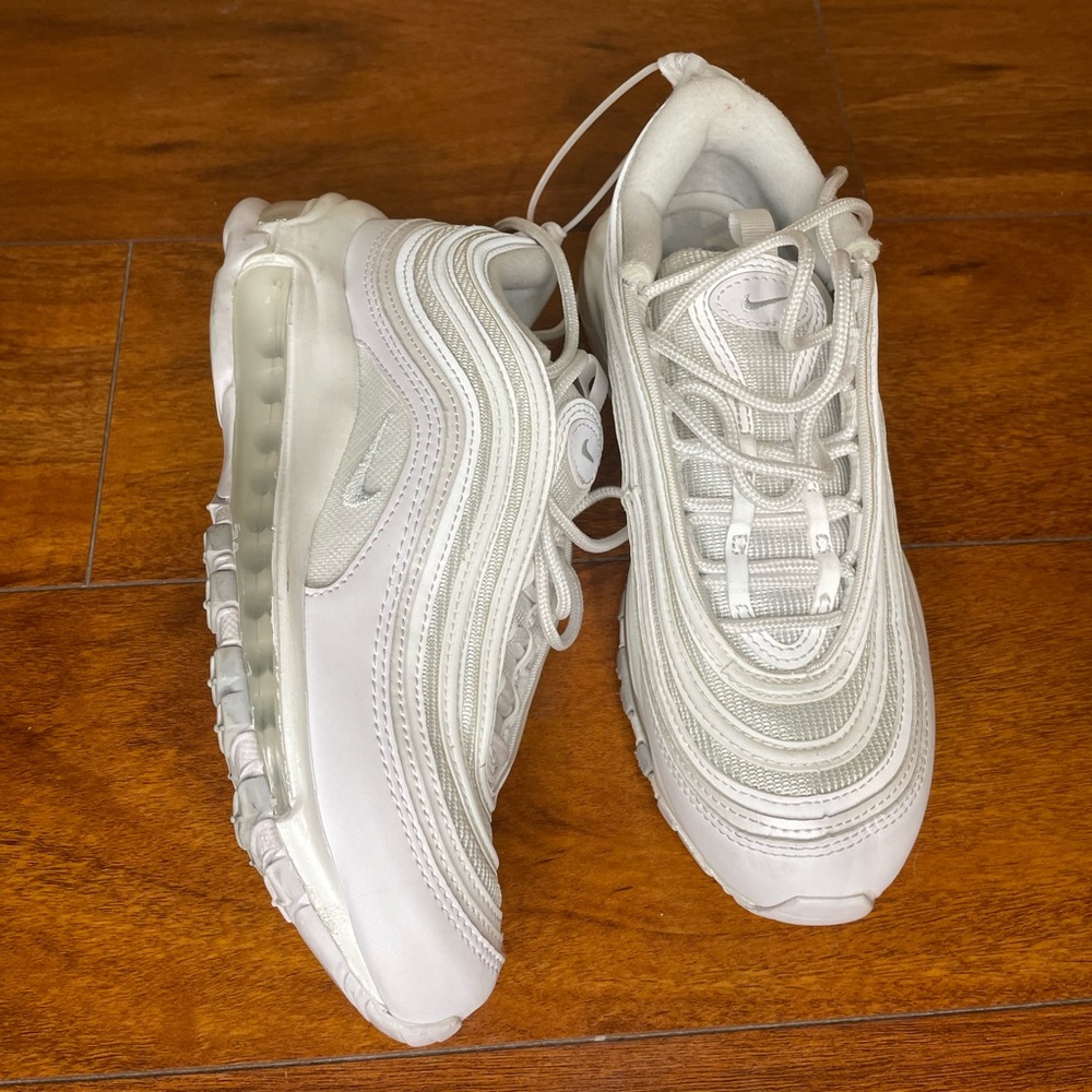 nike air maxes